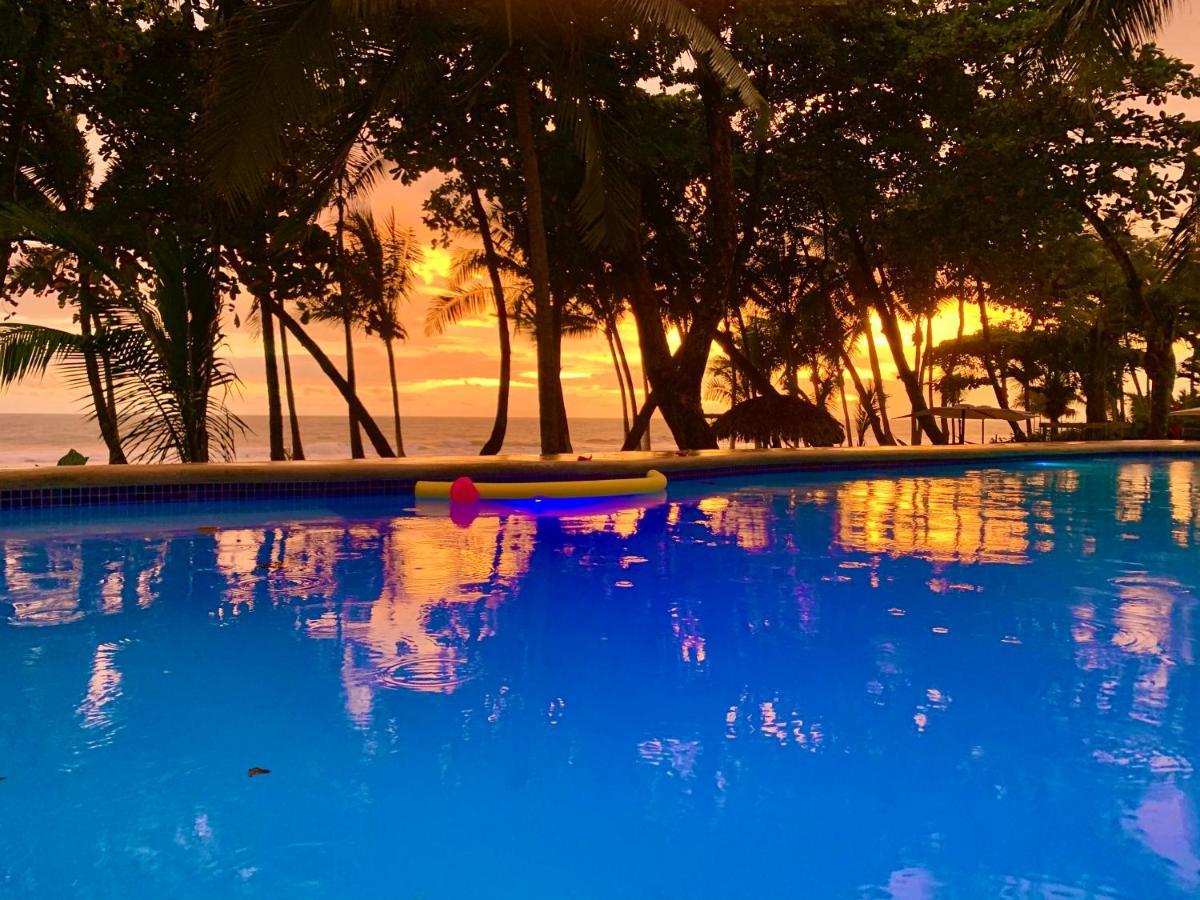 Hotel Beachfront Vista Hermosa Хако Экстерьер фото