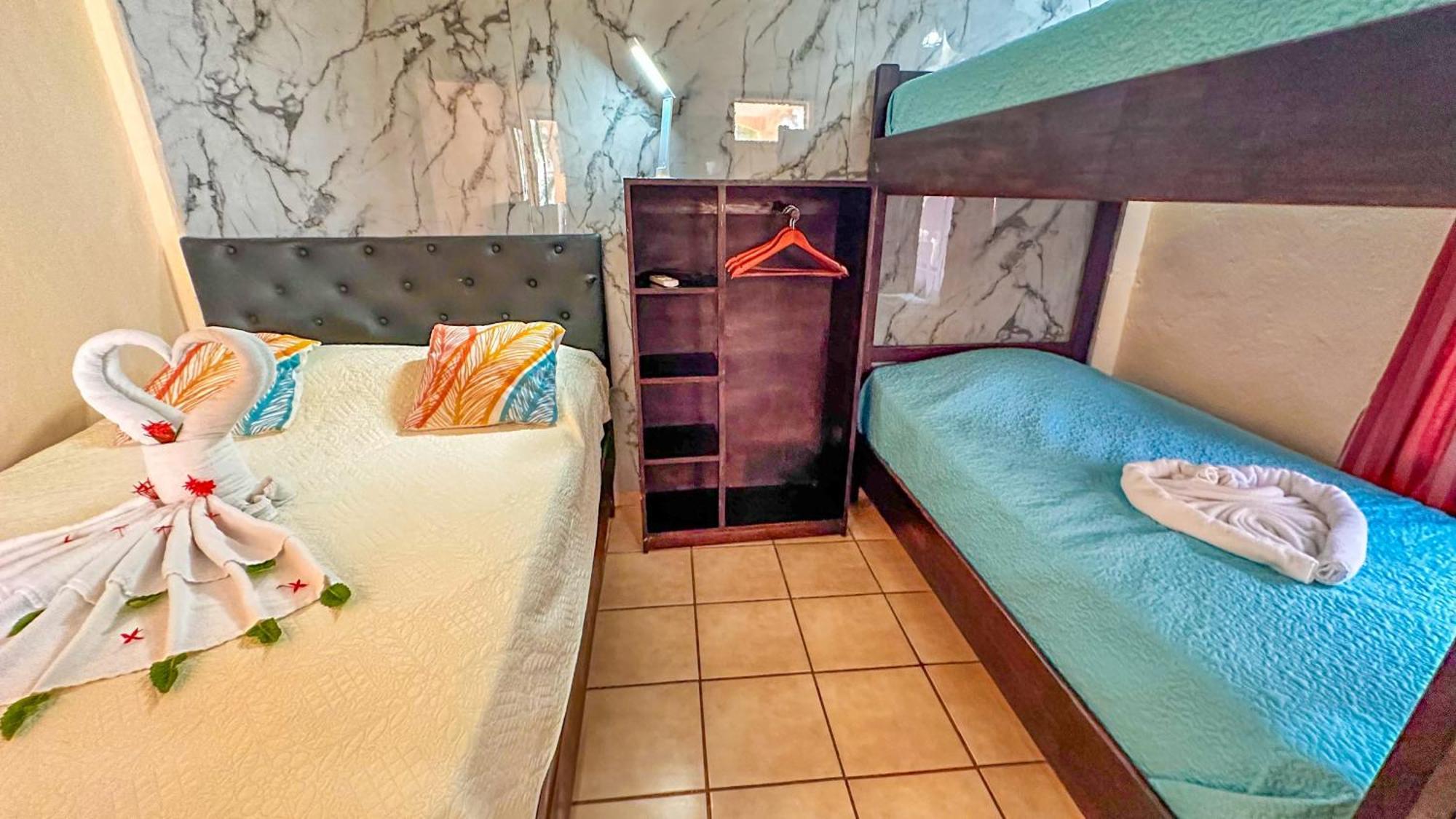 Hotel Beachfront Vista Hermosa Хако Экстерьер фото