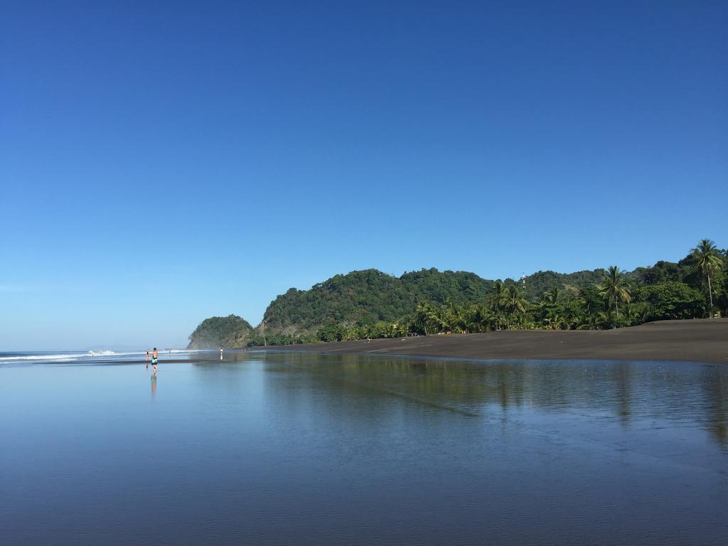 Hotel Beachfront Vista Hermosa Хако Экстерьер фото